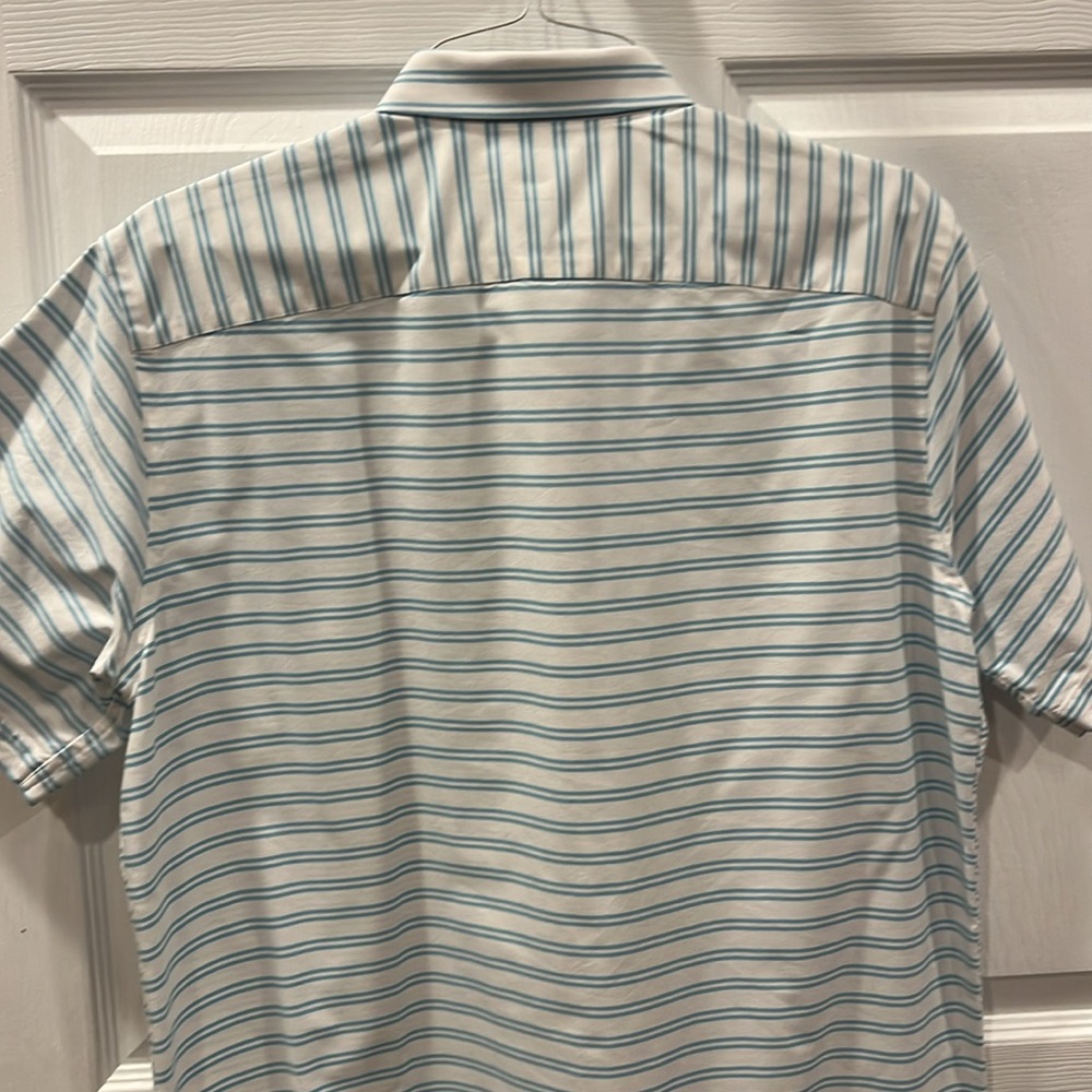 UNTUCKit shirt! - Picture 3 of 5
